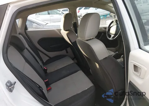 2013 Ford Fiesta S z USA, uszkodzony, nr VIN 3FADP4TJ4DM164594